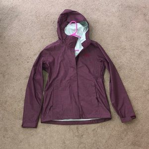 Never worn Women’s The North Face Rain coat